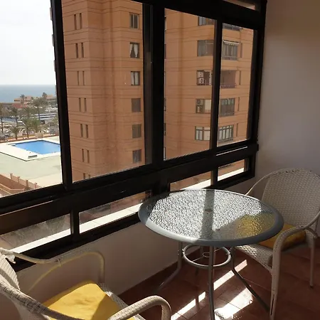 Daire Apartamento Palmeras Confort Familiar Cerca De La Playa Fuengirola